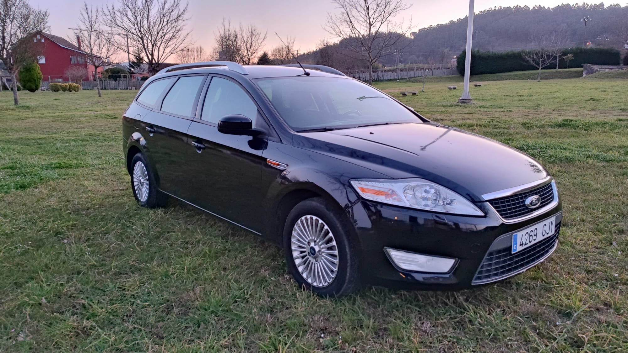 FORD MONDEO RANCHERA – Talleres Marcos Landín