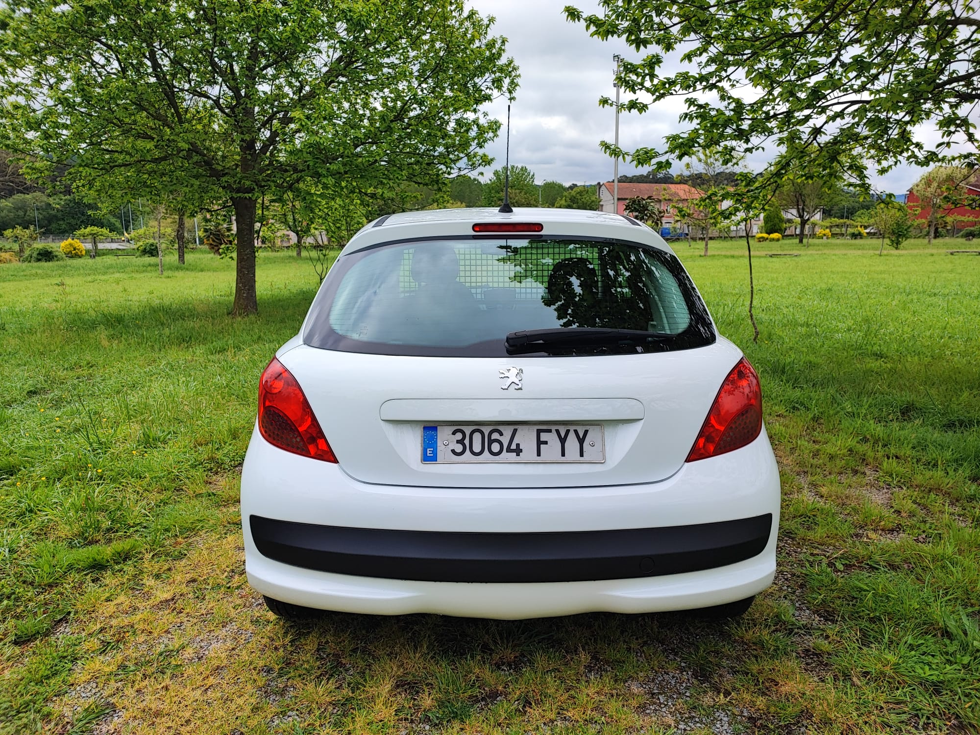 Venta de Peugeot 207 Coche de Países Bajos, 150 EUR - ID: 7432094